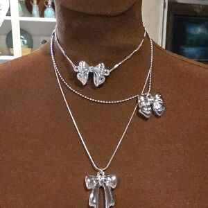 Fashion Jewelry Silver Bow Multi-Layer Necklace Set